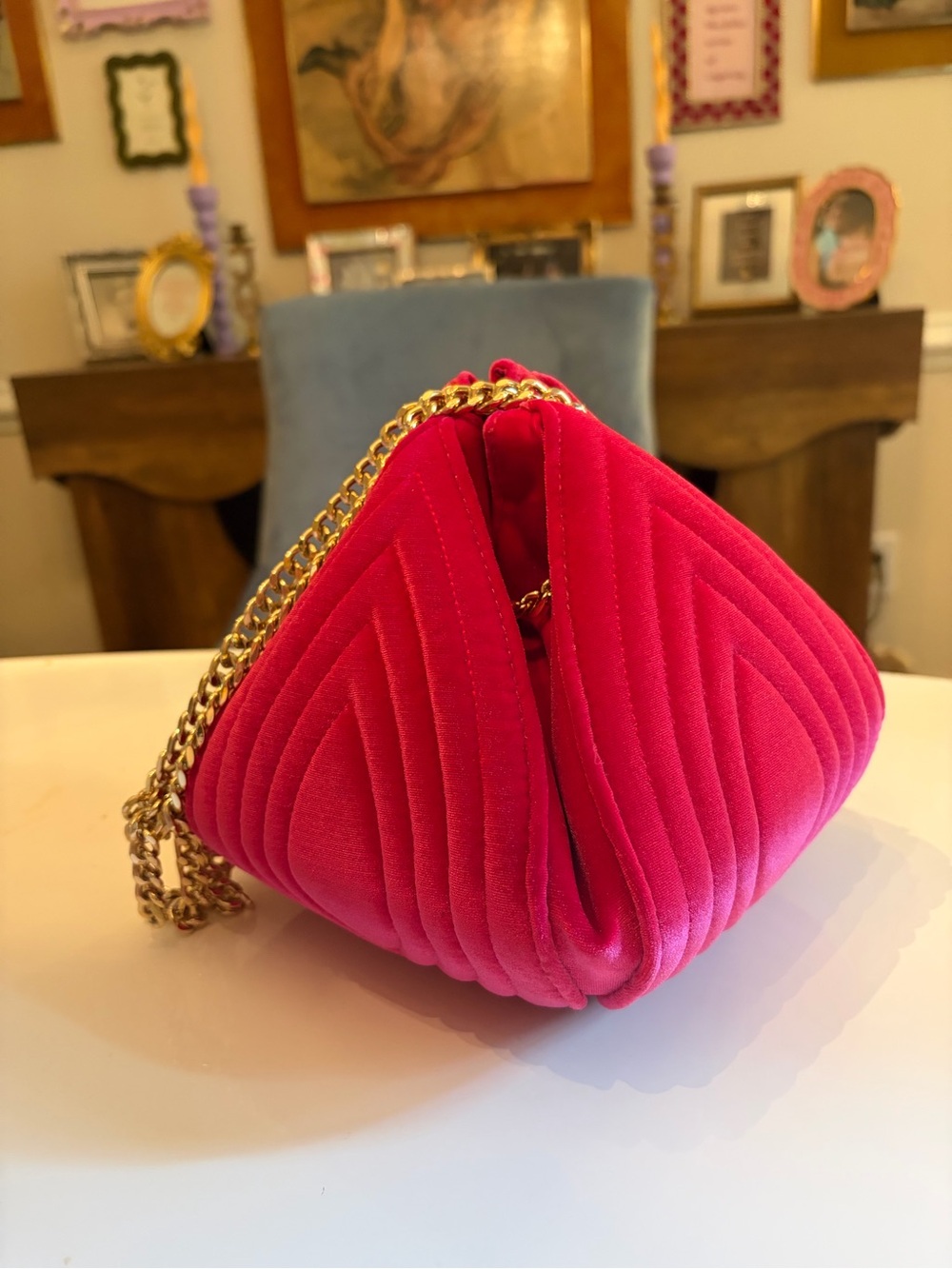 Cecelia New York Velvet Tulip Chain purse - Hot Pink/Fuchsia EUC